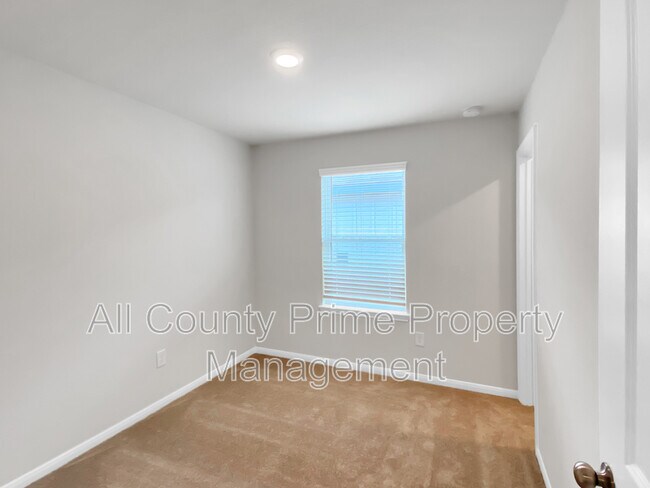 Building Photo - 11718 Gln Mountain Dr