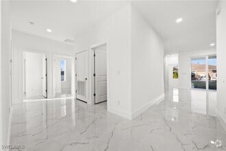 Building Photo - 2037 NW 3rd St