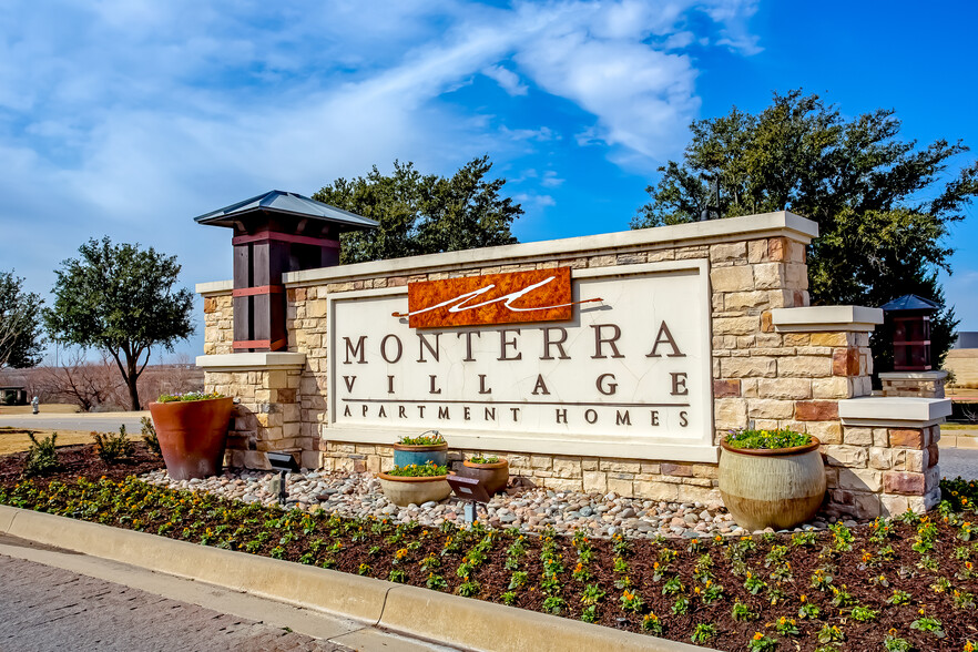 Primary Photo - Monterra Village