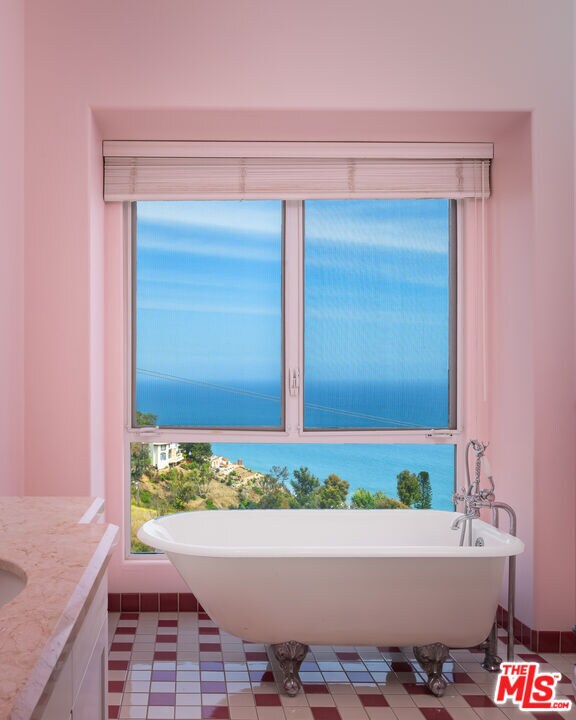 Building Photo - 3235 Rambla Pacifico St