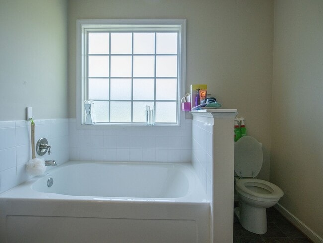 Building Photo - Stunning Shaker-Style 4-Bedroom Home in Chesterfield | Granite & Hardwoods!