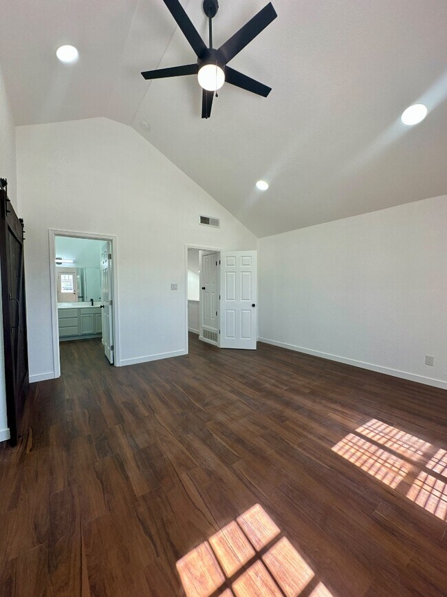 Building Photo - 7979 Starry Night Dr