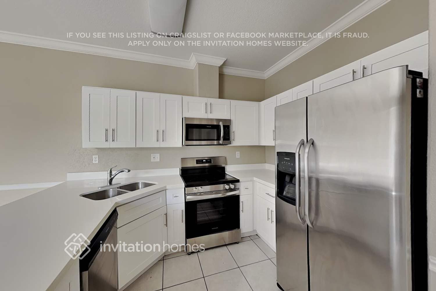 Building Photo - 16960 SW 141st Ave