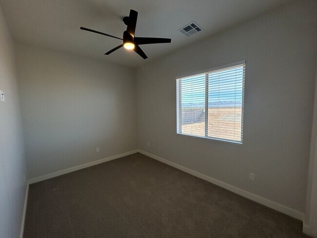 Building Photo - 23175 W Skinner Rd