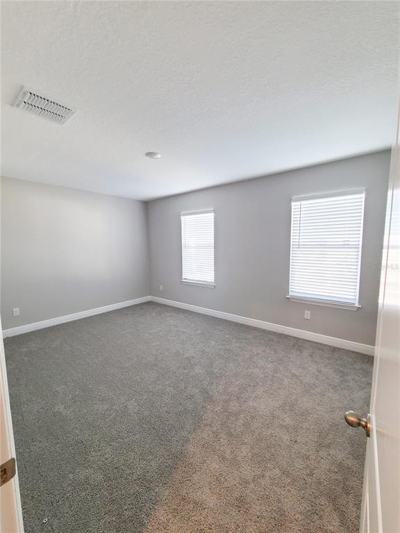 Building Photo - 2518 Warren Acrs Blvd