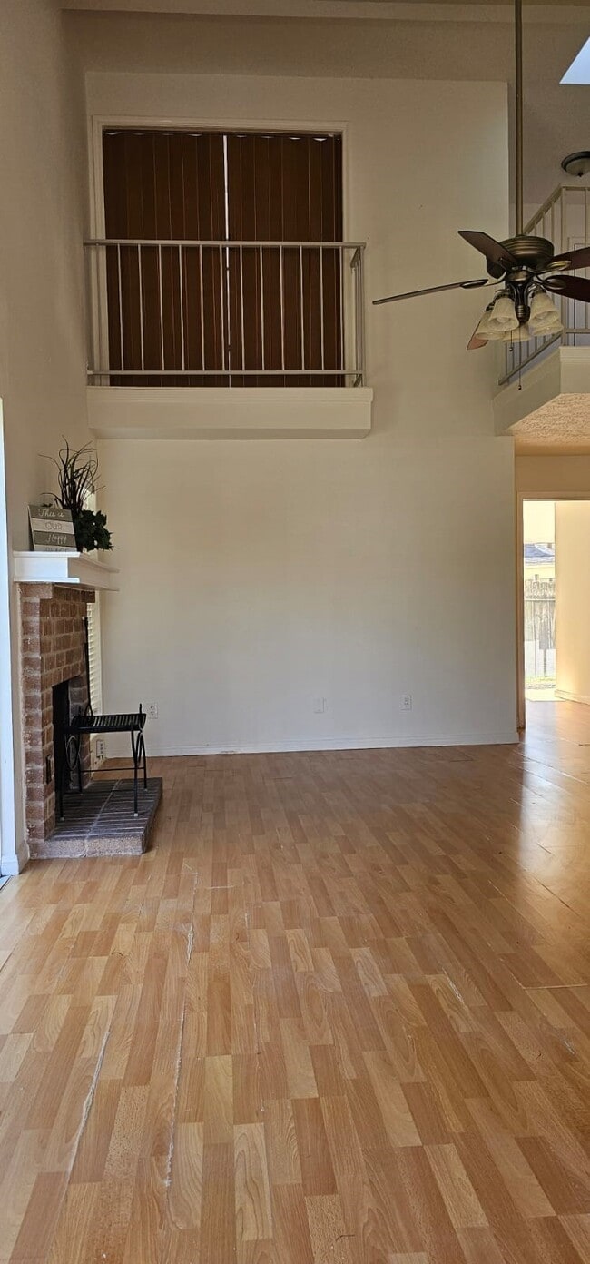 Building Photo - 11841 Spring Grove Dr