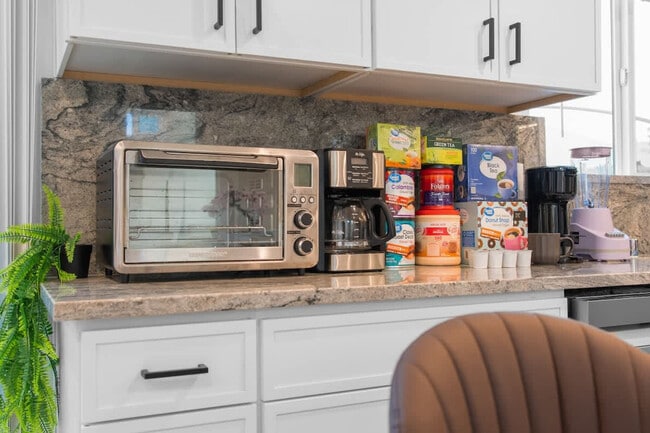 Building Photo - 1219 Denver Ln