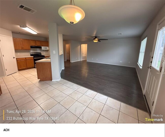 Building Photo - 232 Buttercup Way