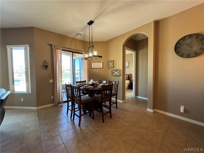 Building Photo - 2793 Esmerelda Dr