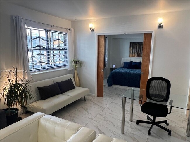 Building Photo - 1390 Ocean Dr