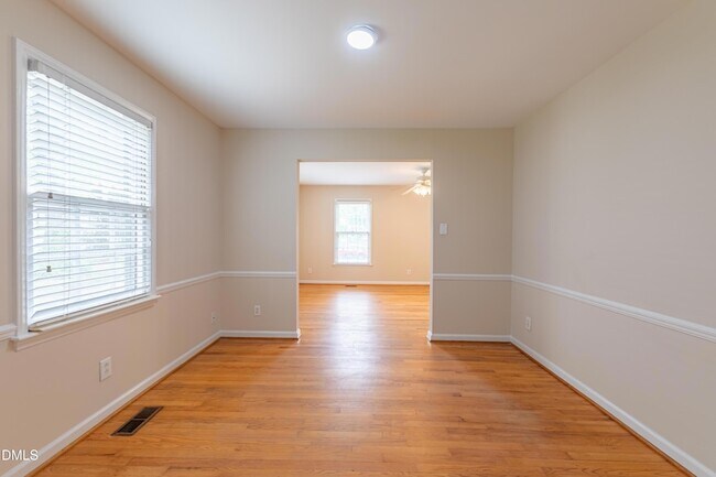 Building Photo - 408 Ortega Rd