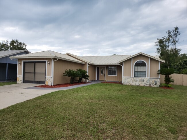 Primary Photo - 6105 W 2nd Manor