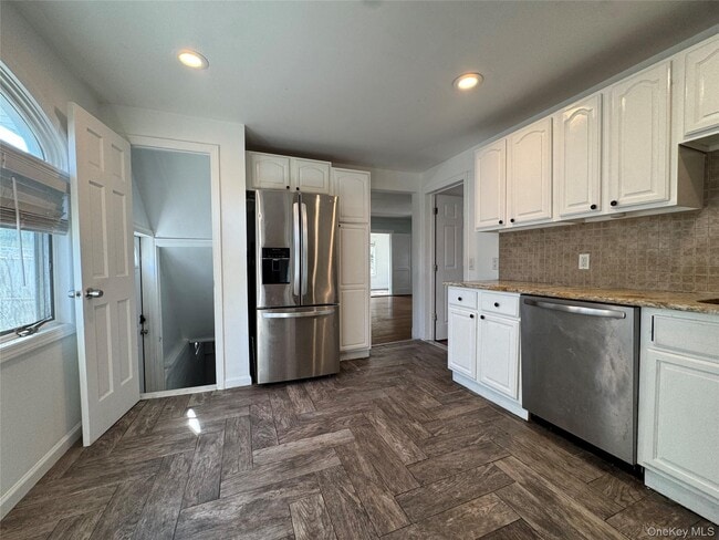 Building Photo - 267 Plainfield Ave