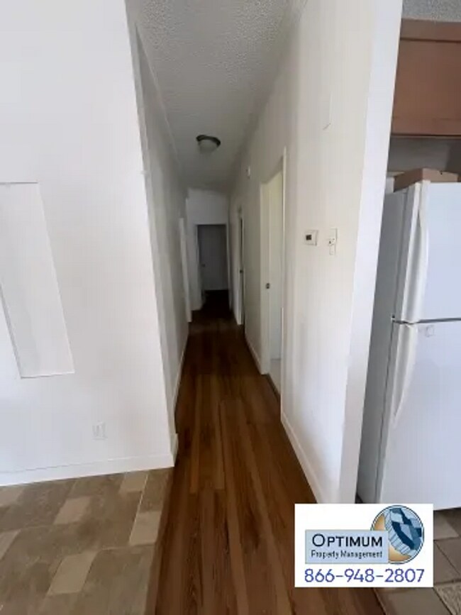 Building Photo - Fully Remodeled 3BD/2BA Home on Spacious Lot