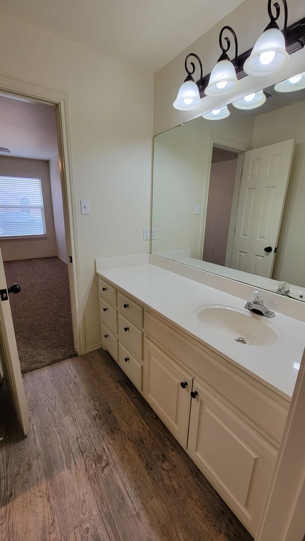 Building Photo - 3104 111th St