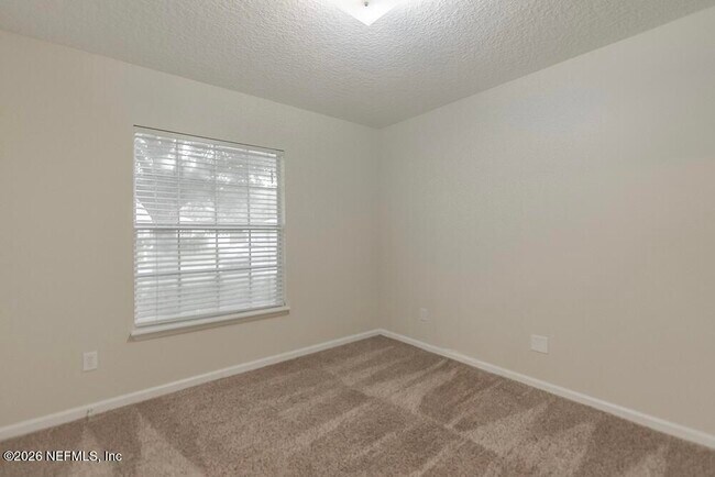 Building Photo - 684 Sid Dr