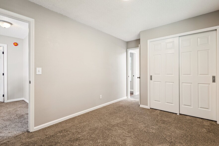 Building Photo - 6450 Stonehedge Dr