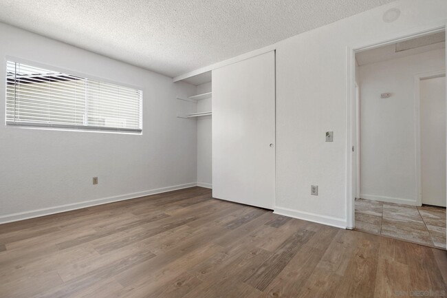 Building Photo - 10625 Amantha Ave