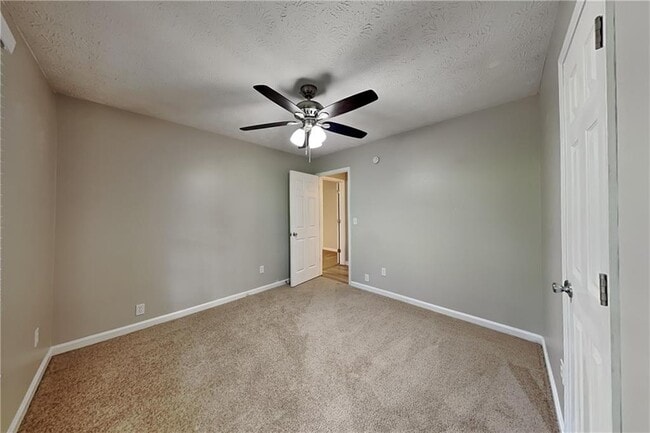 Building Photo - 1675 Cedar Grove Dr