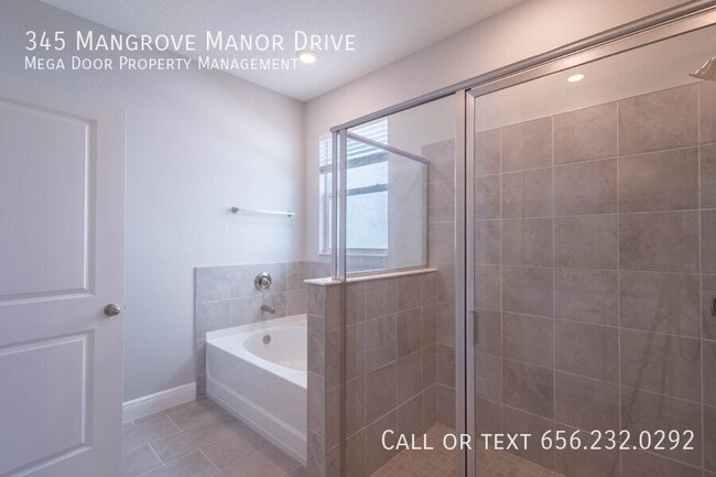 Building Photo - 345 Mangrove Manor Dr