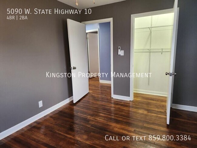 Building Photo - Beautiful 4 Bedroom 2 Bathroom House! 1/2 ...