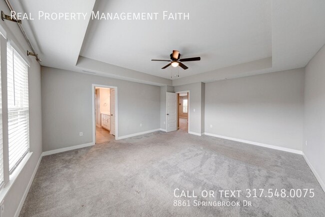 Building Photo - 8861 Springbrook Dr