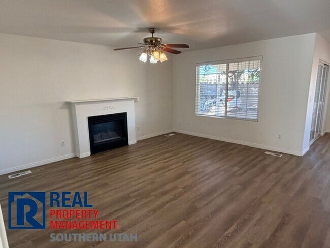Building Photo - Single Family Home in River Ridge