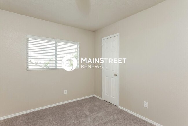 Building Photo - 3 Bedroom Pet-Friendly Home in San Antonio, TX with Main Street Renewal