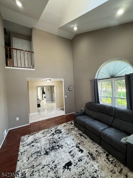 Building Photo - 2 Sapphire Ln