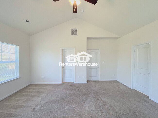 Building Photo - 4644 Indiana Ave