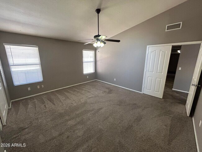 Building Photo - 1453 E Sierra Madre Ave