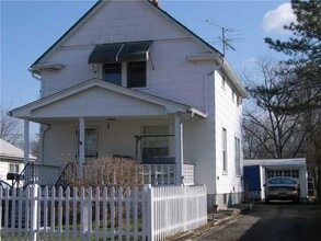 Building Photo - 170 Fairlawn Ave