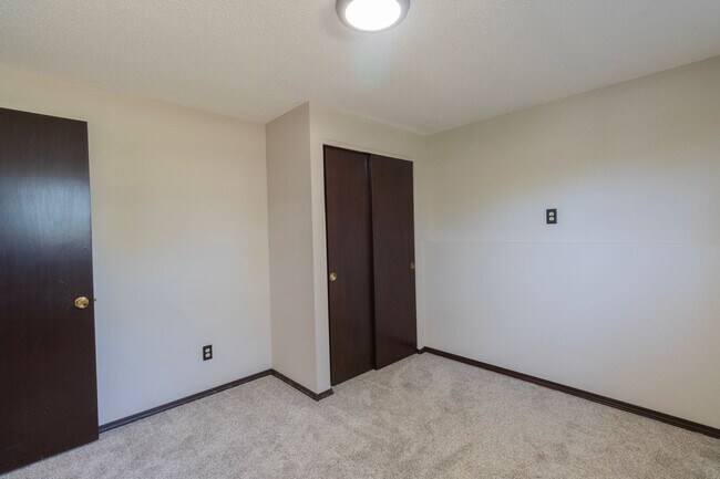 Building Photo - Charming 3BR Home-Screened Porch, Private Garage & Massive Backyard
