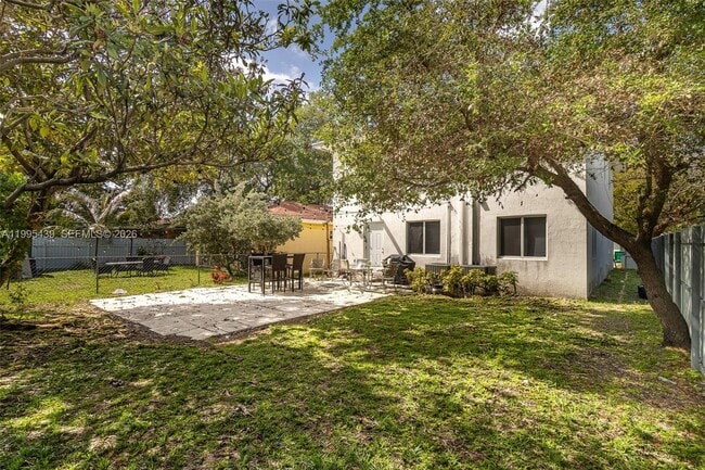 Building Photo - 2132 NW 47th St