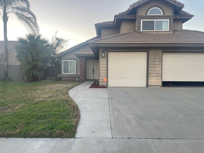 Building Photo - 1076 Oxford Ln