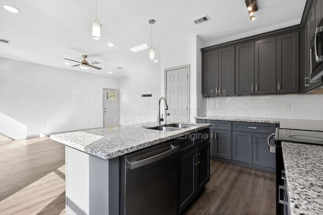 Building Photo - 4423 Brinkley St