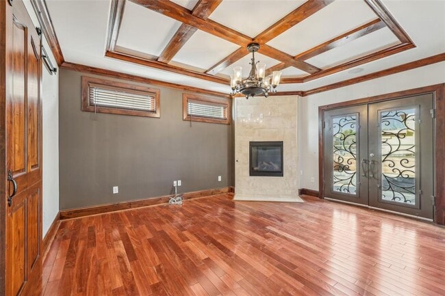 Building Photo - Incredible Unique Downtown Estate