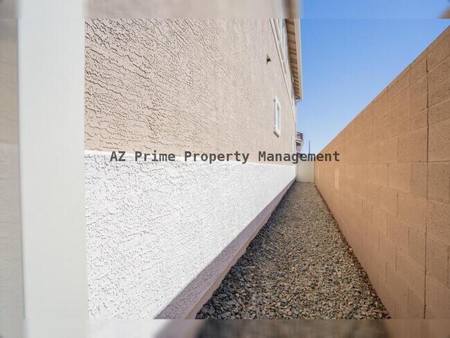 Building Photo - 2942 N 98th Ln