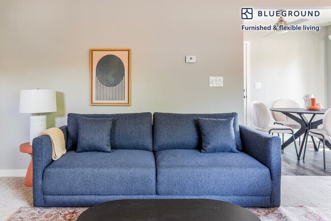 Building Photo - 747 Layne Ct