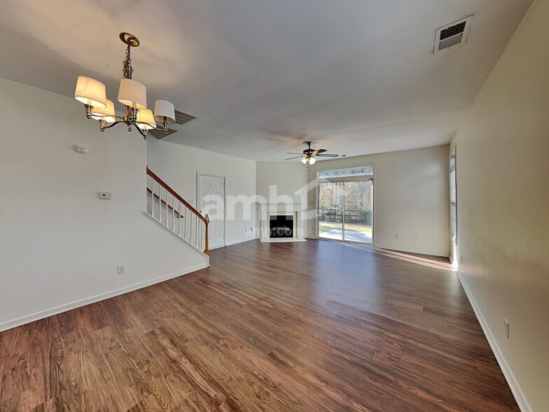 Building Photo - 10615 Spring Rain Ct