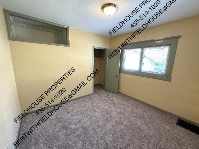 Building Photo - 357 N 200 E