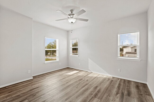 Building Photo - 1455 Acorn Mdw St
