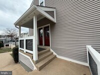 Building Photo - 12926 Grays Pointe Rd