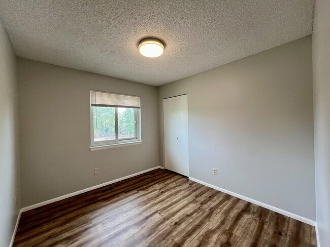 Building Photo - 13238 Alcott Cir
