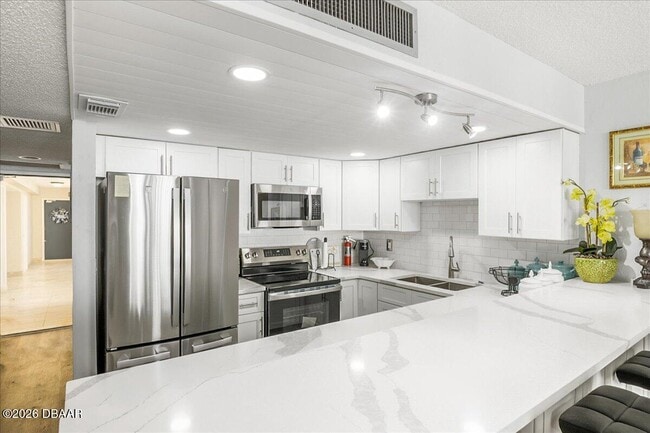 Building Photo - 2947 S Atlantic Ave