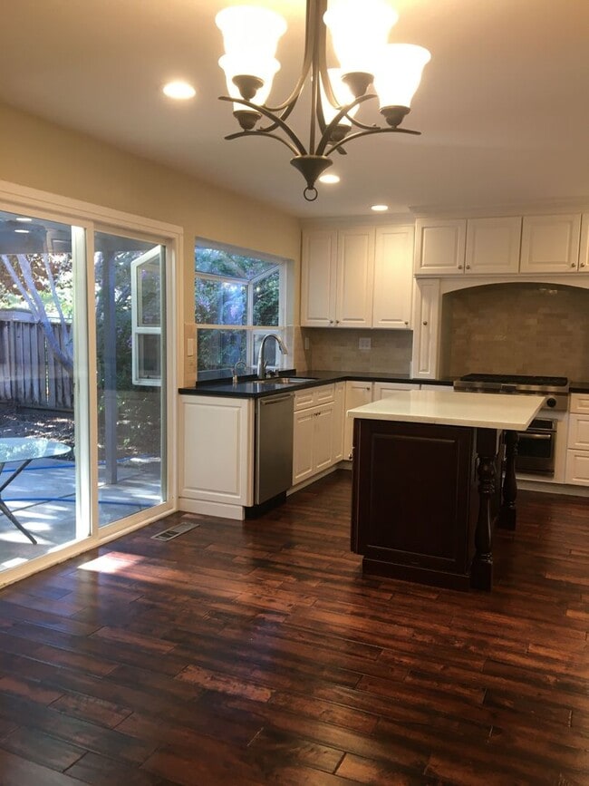 Building Photo - 2722 Cormorant Ct