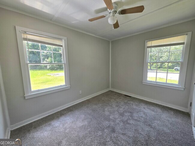 Building Photo - 3588 Morgan Dr