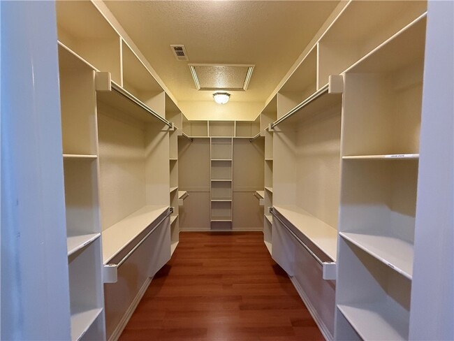 Building Photo - 4600 S Old Wire Rd