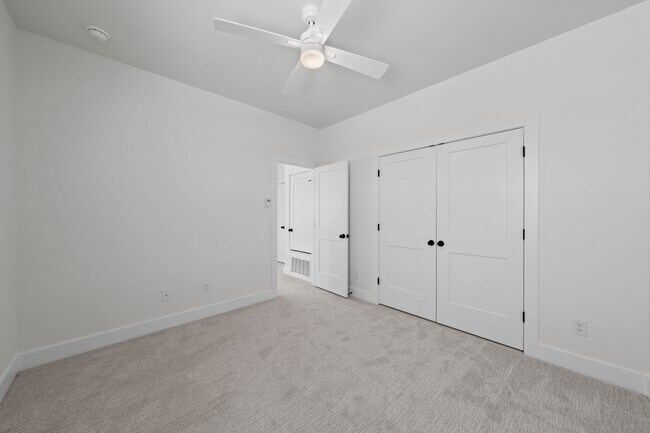 Building Photo - 6712 Abode Ave