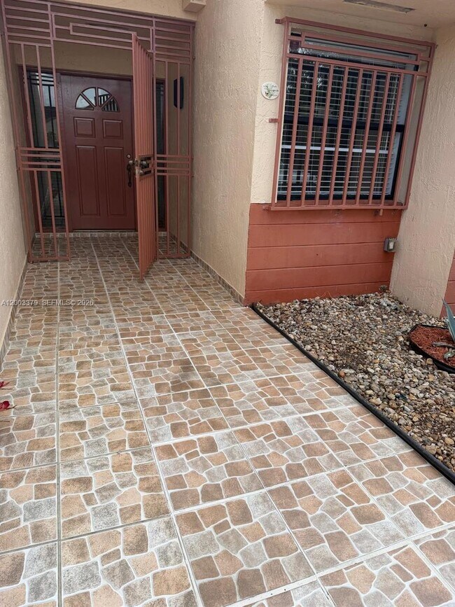 Building Photo - 9123 SW 149th Ct